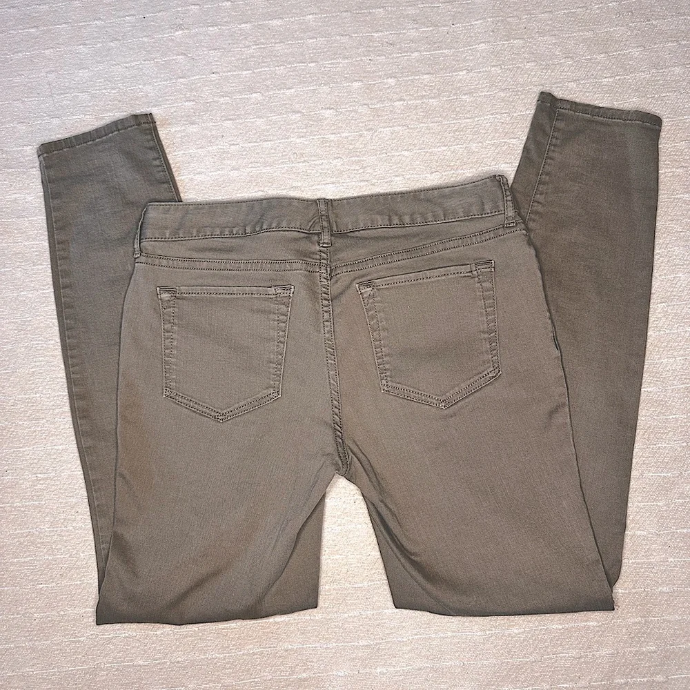 EDDIE BAUER Curvy  Jeans size 4 light tan - Picture 2 of 9